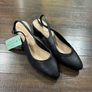 Easy Spirit Evolve Evrita Black Leather Heels Size 9 Women